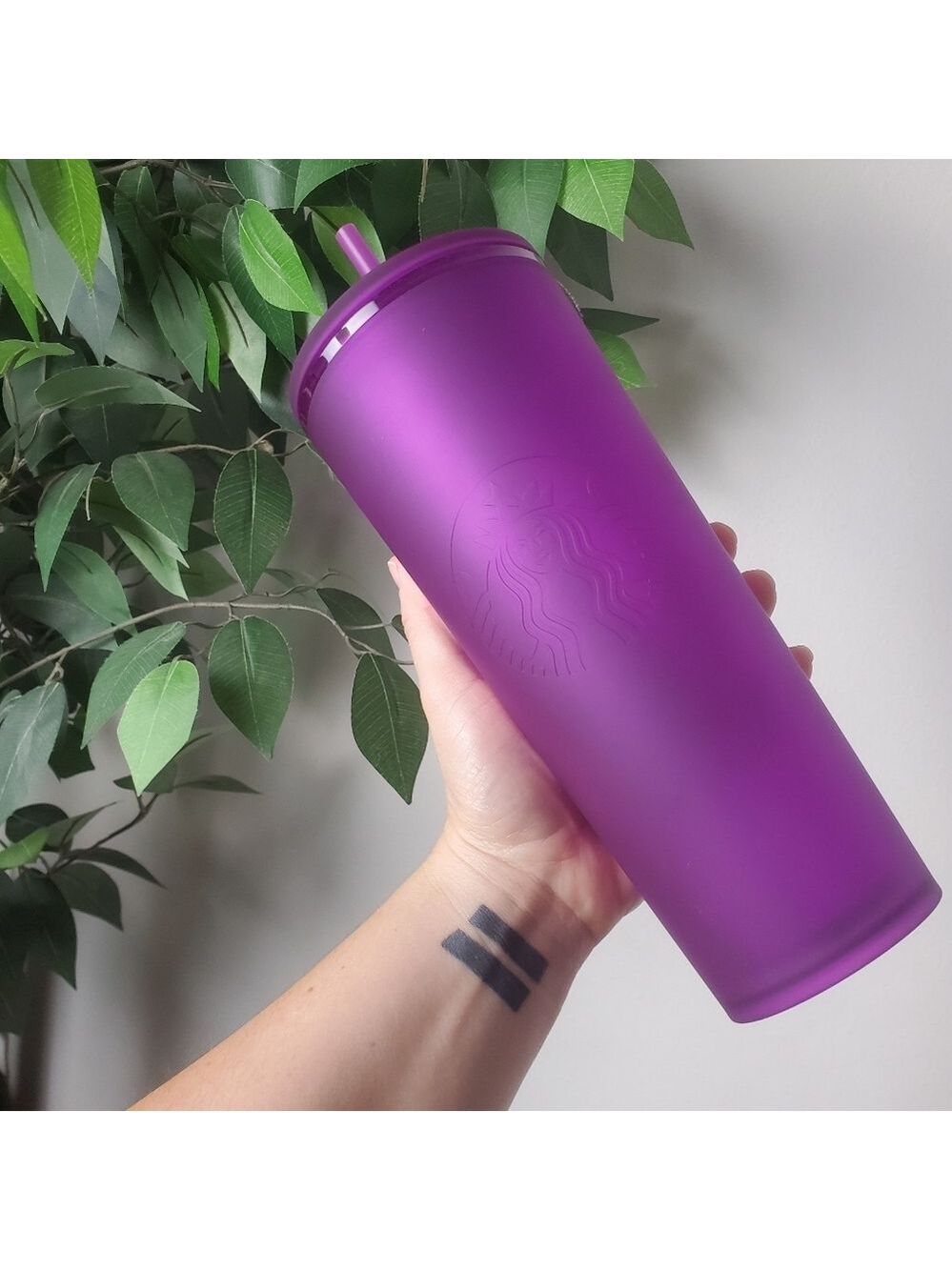 Starbucks Venti 24 oz Purple Matte Soft Touch Tumbler NEW - Picture 2 of 7